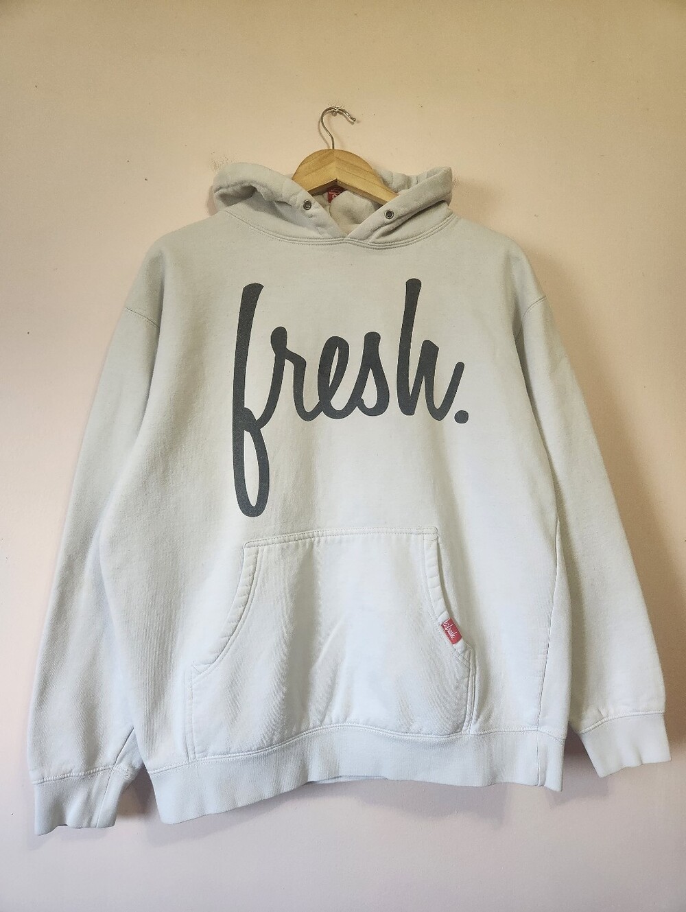 22Fresh Classic Cursive Logo Graphic Grey Pullover Hoodie Streetwear Unisex Med